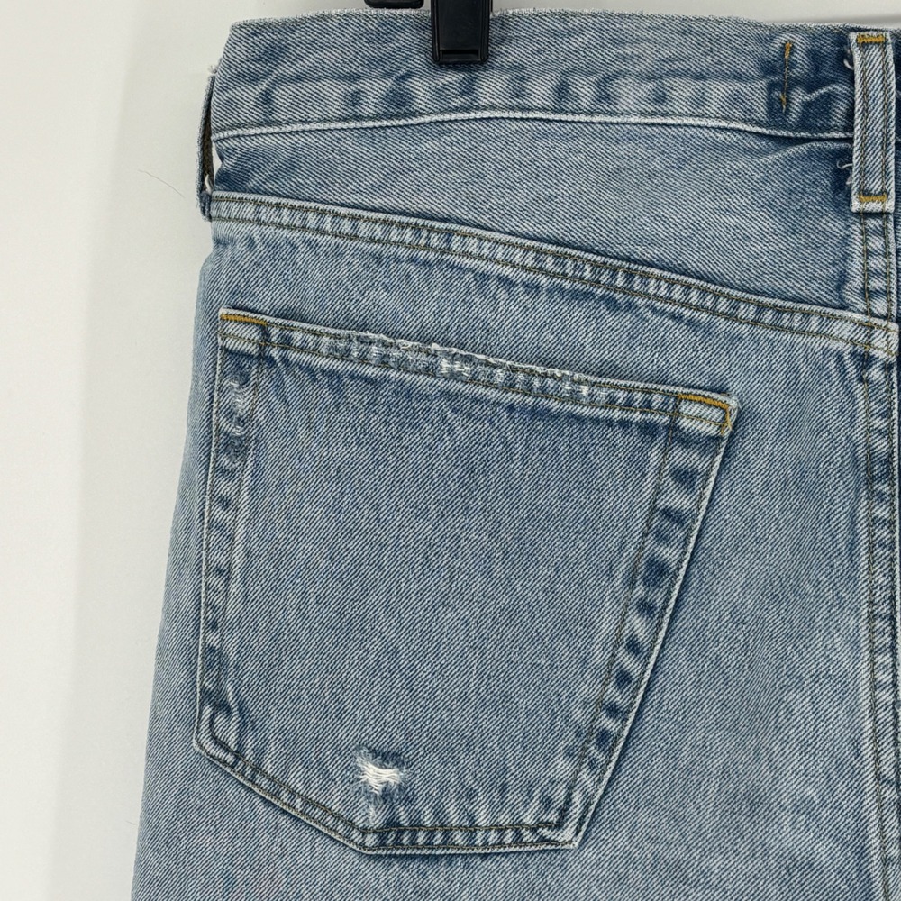 Agolde Parker Long Denim Shorts Swapmeet Light Blue Wash Women Size 31 Raw Hem - Picture 11 of 15